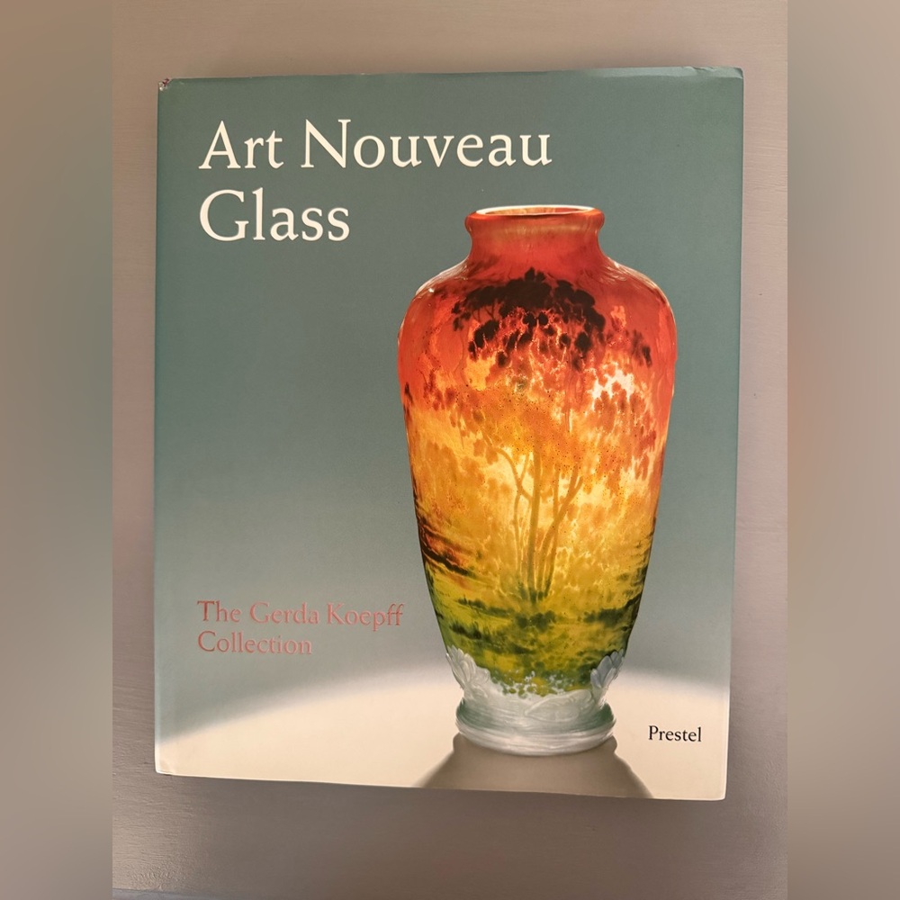 Art Nouveau Glass - The Gerda Koepff Collection